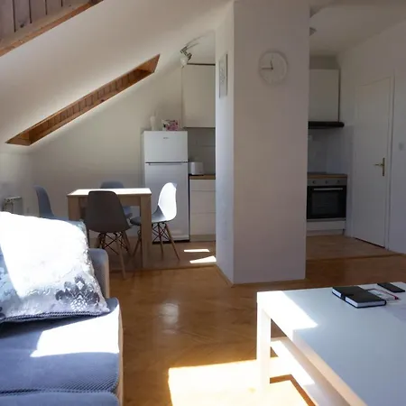 Sunshine 아파트 *